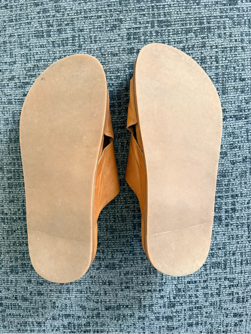 Kelsi Dagger Leather Crisscross Slide Sandals - Picture 5 of 5
